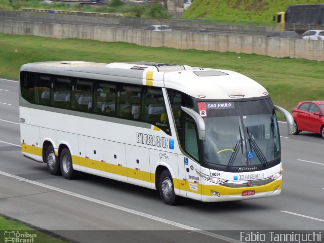 Empresa Cruz 20504 na cidade de Caieiras, São Paulo, Brasil, por Fábio Takahashi Tanniguchi. Número da foto: #4874888.