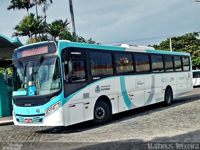 Auto Viação Dragão do Mar 42615 na cidade de Fortaleza, Ceará, Brasil, por Matheus Lima Teixeira. ID da foto: 4811871.