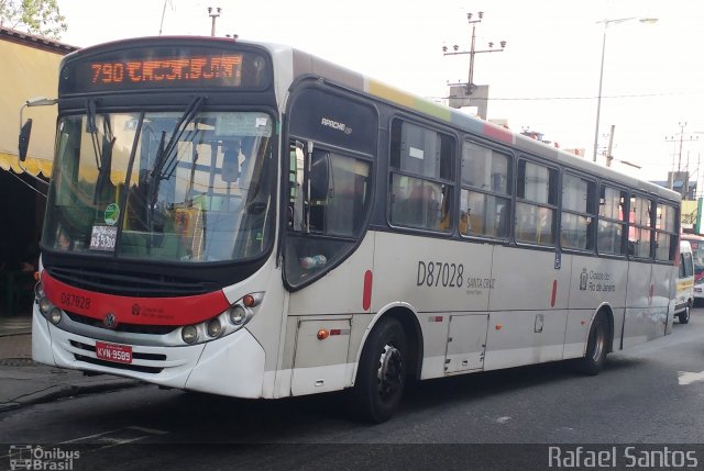 Expresso Pégaso D87028 na cidade de Rio de Janeiro, Rio de Janeiro, Brasil, por Rafael Leonel Jacinto dos Santos. Número da foto: #4812213.