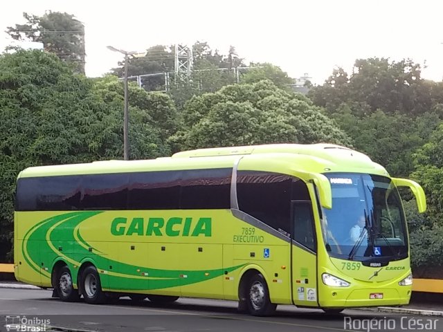 Viação Garcia 7859 na cidade de Londrina, Paraná, Brasil, por Rogério César. ID da foto: 4818174.