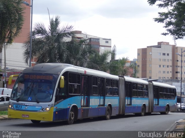 Metrobus 1023 na cidade de Goiânia, Goiás, Brasil, por Douglas Andrez. Número da foto: #4820425.