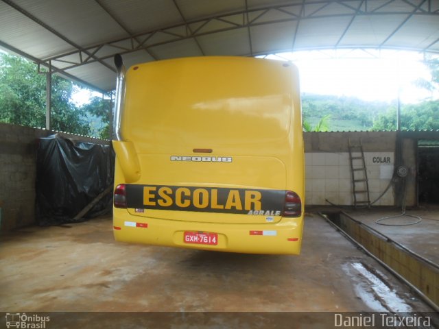 Ônibus Particulares 7614 na cidade de Manhuaçu, Minas Gerais, Brasil, por Daniel Teixeira . Número da foto: #4818855.