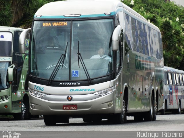 Viação Garcia 7886 na cidade de Curitiba, Paraná, Brasil, por Rodrigo  Ribeiro. Número da foto: #4822070.