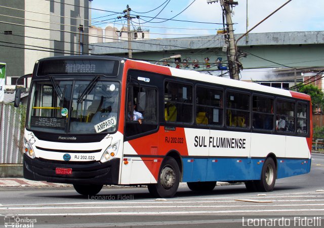 Viação Sul Fluminense RJ 202.022 na cidade de Volta Redonda, Rio de Janeiro, Brasil, por Leonardo Fidelli. ID da foto: 4876650.