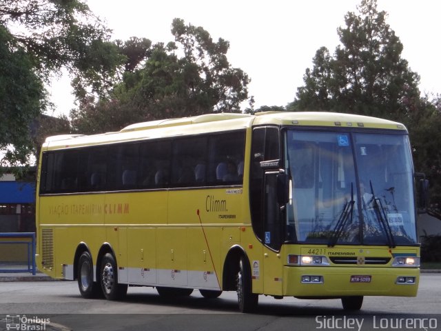 Viação Itapemirim 44211 na cidade de Curitiba, Paraná, Brasil, por Sidcley Lourenço. Número da foto: #4877915.