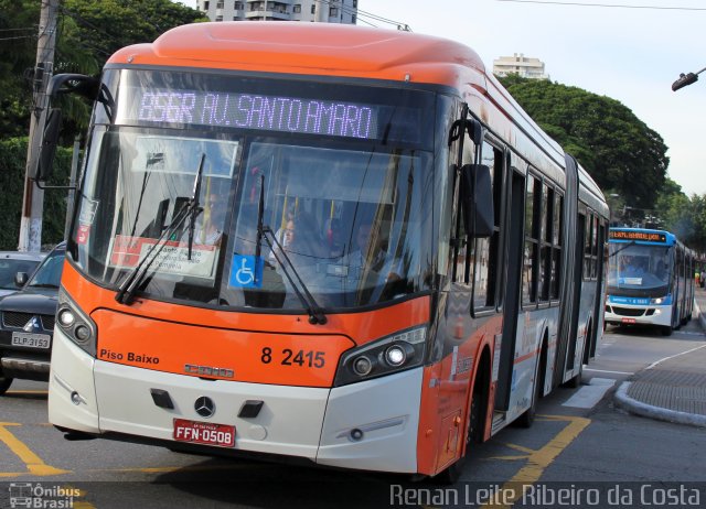 Viação Gato Preto 8 2415 na cidade de São Paulo, São Paulo, Brasil, por Antonio Ribeiro da Costa. ID da foto: 4877329.