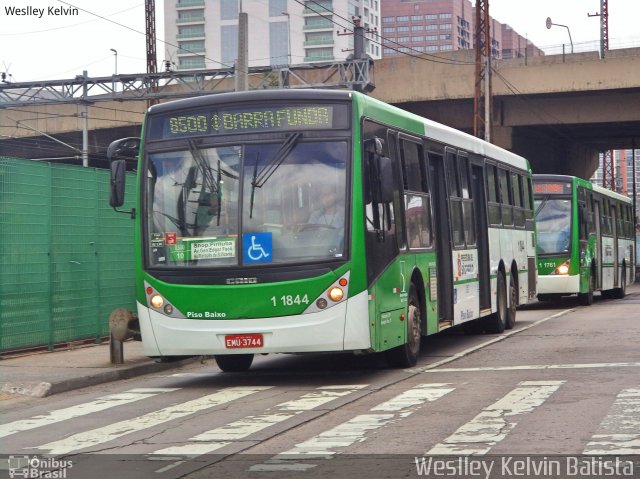 Viação Santa Brígida 1 1844 na cidade de São Paulo, São Paulo, Brasil, por Weslley Kelvin Batista. ID da foto: 4898789.