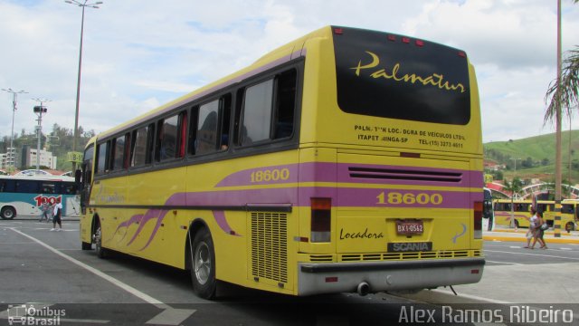 Palmatur Locadora 18600 na cidade de Aparecida, São Paulo, Brasil, por Alex Ramos Ribeiro. Número da foto: #4902050.