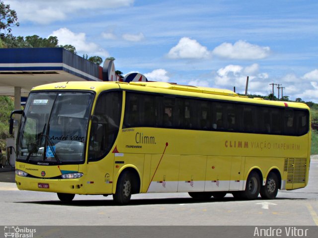 Viação Itapemirim 8813 na cidade de Paraíba do Sul, Rio de Janeiro, Brasil, por André Vitor  Silva dos Santos. Número da foto: #4905158.