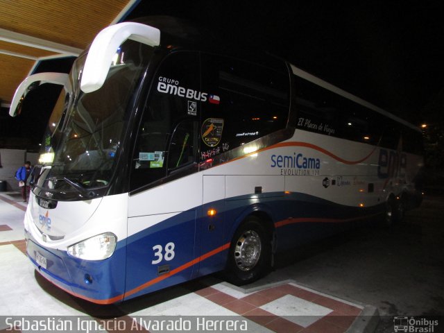 Pullman Eme Bus 38 na cidade de Concepción, Concepción, Bío-Bío, Chile, por Sebastián Ignacio Alvarado Herrera. Número da foto: #4904671.