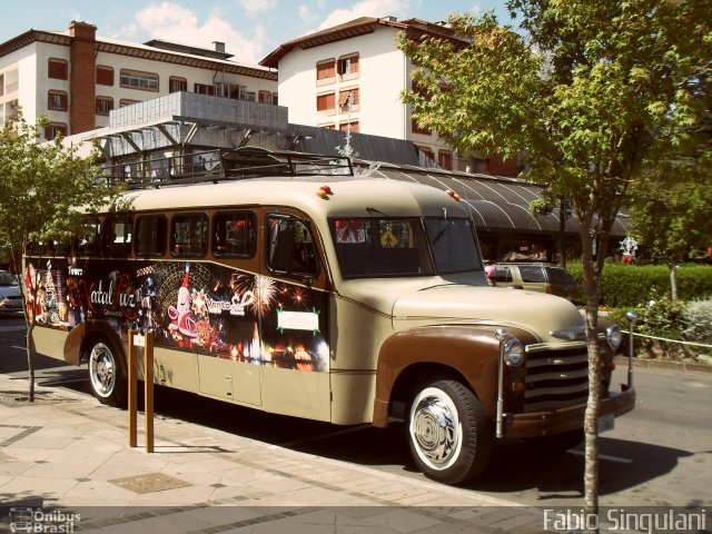 Benvenuto Turismo 1951 na cidade de Gramado, Rio Grande do Sul, Brasil, por Fábio Singulani. Número da foto: #4908665.