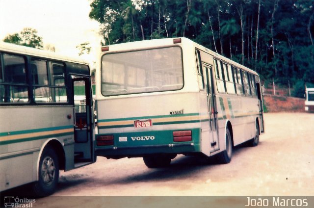 Gidion Transporte e Turismo EROLES na cidade de Joinville, Santa Catarina, Brasil, por Diego Lip. Número da foto: #4909435.