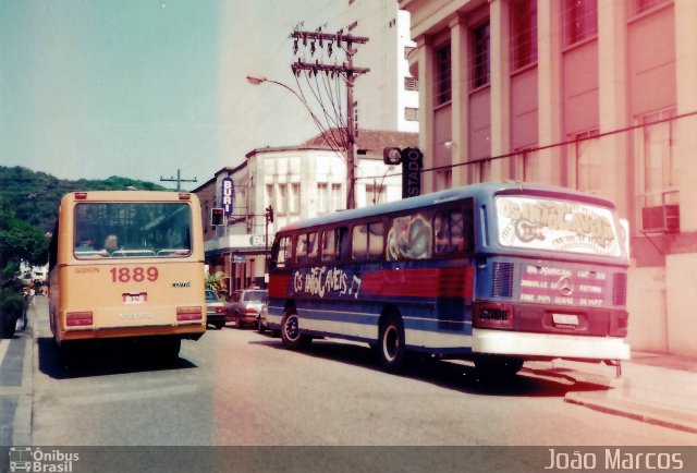 Gidion Transporte e Turismo 1889 na cidade de Joinville, Santa Catarina, Brasil, por Diego Lip. ID da foto: 4910978.