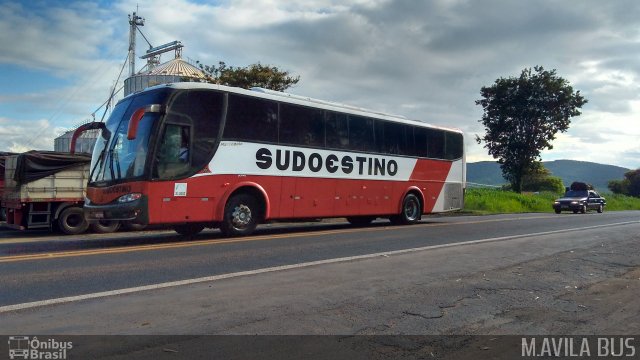 Rápido Sudoestino 450 na cidade de Passos, Minas Gerais, Brasil, por Matheus Avila. ID da foto: 4912314.