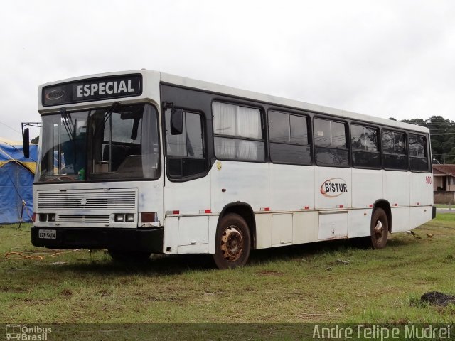 Ônibus Particulares 5404 na cidade de Irati, Paraná, Brasil, por André Felipe Mudrei. ID da foto: 4914465.