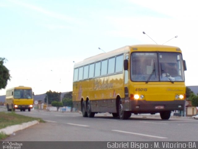 Viação Itapemirim 45015 na cidade de Manoel Vitorino, Bahia, Brasil, por Gabriel Bispo. Número da foto: #4916018.