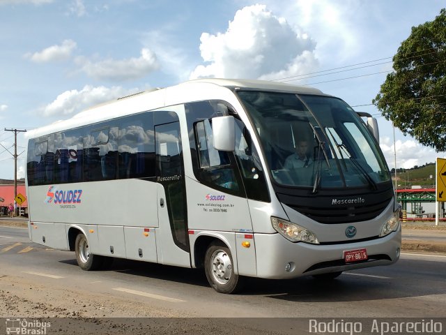 Solidez Transportes 8615 na cidade de Conselheiro Lafaiete, Minas Gerais, Brasil, por Rodrigo  Aparecido. Número da foto: #4915992.