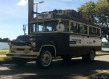 Rouxinol 1957 na cidade de Belo Horizonte, Minas Gerais, Brasil, por Vítor Dias. ID da foto: :id.