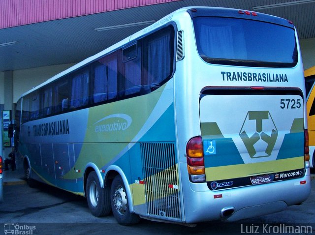 Transbrasiliana Transportes e Turismo 5725 na cidade de Juiz de Fora, Minas Gerais, Brasil, por Luiz Krolman. Número da foto: #4917076.