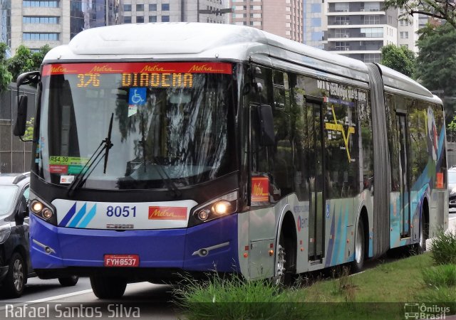 Metra - Sistema Metropolitano de Transporte 8051 na cidade de São Paulo, São Paulo, Brasil, por Rafael Santos Silva. ID da foto: 4921410.