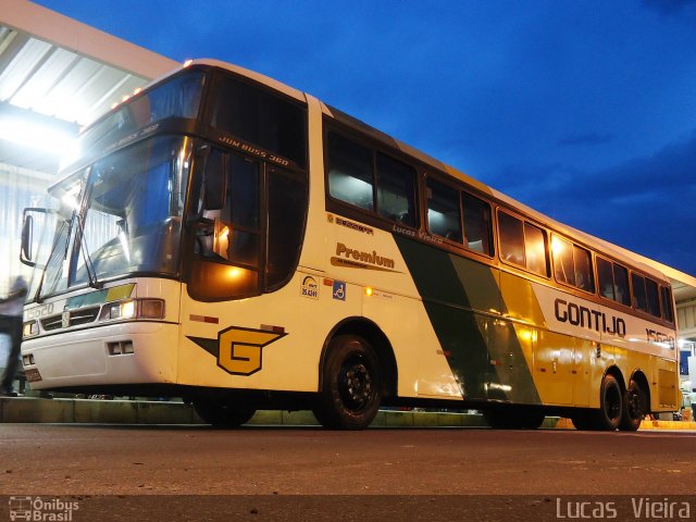 Empresa Gontijo de Transportes 15620 na cidade de Belo Horizonte, Minas Gerais, Brasil, por Lucas Vieira. ID da foto: 4920064.