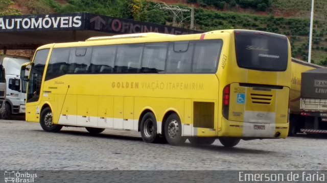 Viação Itapemirim 48127 na cidade de Manhuaçu, Minas Gerais, Brasil, por Emerson Leite de Andrade. ID da foto: 4880361.