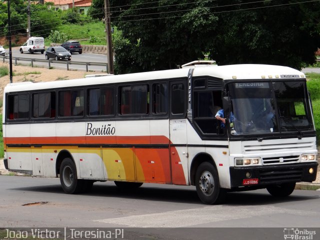 Bonitão Viagem e Turismo 6600 na cidade de Teresina, Piauí, Brasil, por João Victor. ID da foto: 4878599.