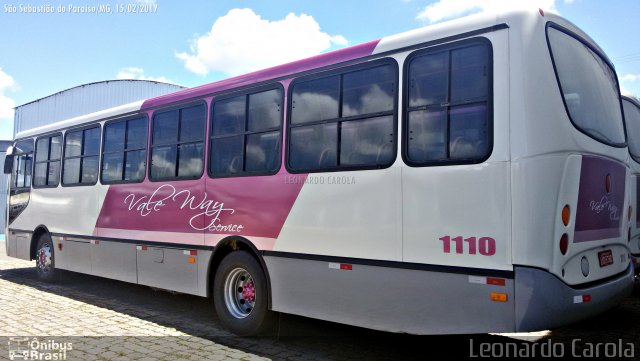 Vale Way Service 1110 na cidade de São Sebastião do Paraíso, Minas Gerais, Brasil, por Leonardo Carola. Número da foto: #4879580.