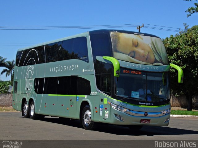 Viação Garcia 7087 na cidade de Paranavaí, Paraná, Brasil, por Robson Alves. Número da foto: #4925571.