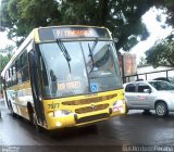 Viação Garcia 7577 na cidade de Apucarana, Paraná, Brasil, por Josino Vieira. Número da foto: #4924340.