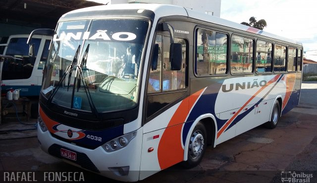 Expresso União 4032 na cidade de São Gotardo, Minas Gerais, Brasil, por RAFAEL  JUNIO FONSECA. Número da foto: #4927736.
