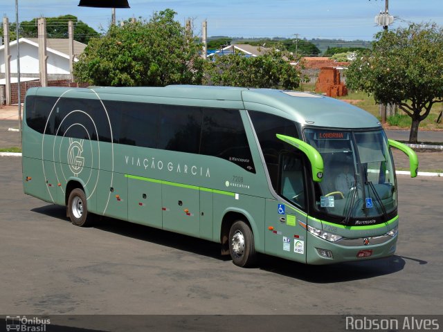 Viação Garcia 7208 na cidade de Paranavaí, Paraná, Brasil, por Robson Alves. Número da foto: #4927620.
