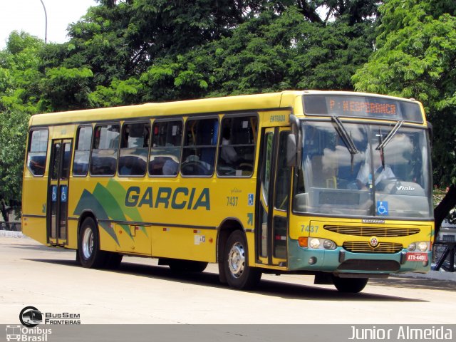 Viação Garcia 7437 na cidade de Maringá, Paraná, Brasil, por Junior Almeida. ID da foto: 4932220.