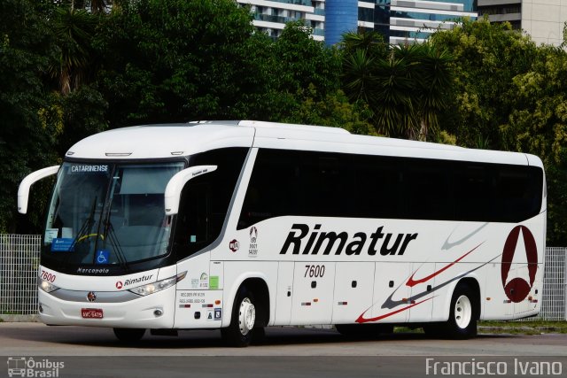 Rimatur Transportes 7600 na cidade de Curitiba, Paraná, Brasil, por Francisco Ivano. ID da foto: 4933797.