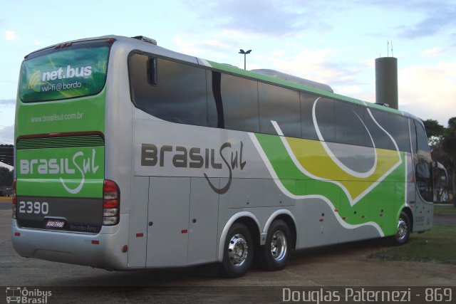 Brasil Sul Linhas Rodoviárias 2390 na cidade de Cascavel, Paraná, Brasil, por Douglas Paternezi. Número da foto: #4936914.