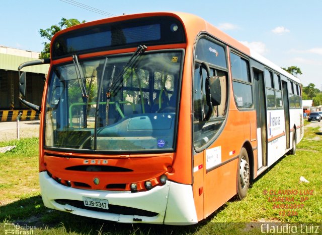 Ônibus Particulares RENOVE na cidade de Lorena, São Paulo, Brasil, por Claudio Luiz. ID da foto: 4937824.