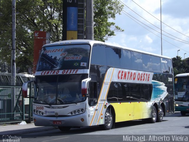 Centro Oeste Turismo 2000 na cidade de São Paulo, São Paulo, Brasil, por Michael  Alberto Vieira. ID da foto: 4943042.