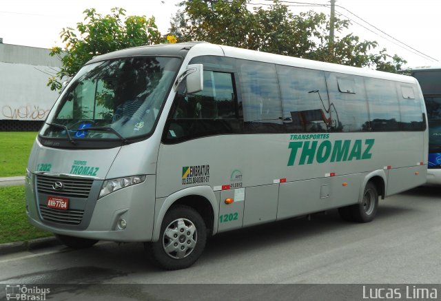 Transportes Thomaz 1202 na cidade de Rio de Janeiro, Rio de Janeiro, Brasil, por Lucas Lima. Número da foto: #4946262.