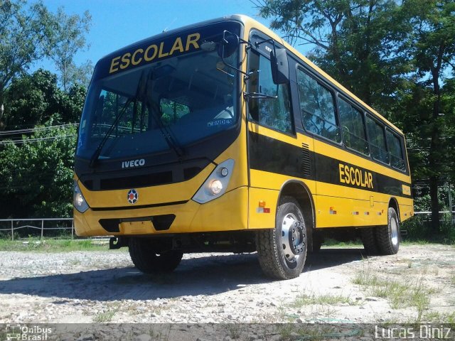 Escolares S/N na cidade de Rio de Janeiro, Rio de Janeiro, Brasil, por Lucas Diniz. Número da foto: #4944887.