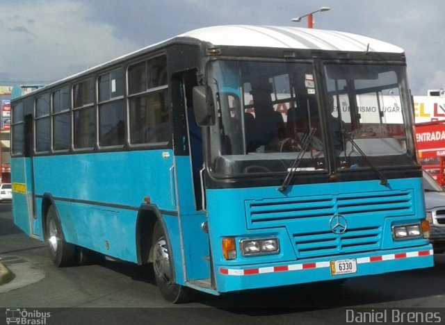Autobuses sin identificación - Costa Rica SJB 6330 na cidade de San Vicente, Moravia, San José, Costa Rica, por Daniel Brenes. Número da foto: #4944879.