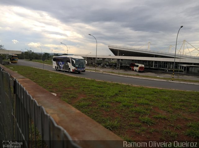 Terminais Rodoviários e Urbanos Brasília-DF na cidade de Brasília, Distrito Federal, Brasil, por Ramom Oliveira Queiroz. ID da foto: 4883838.