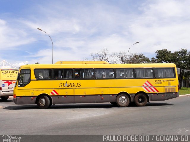 Viação Itapemirim 40281 na cidade de Brasília, Distrito Federal, Brasil, por Paulo Roberto de Morais Amorim. ID da foto: 4884241.