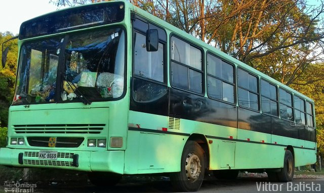 Viação Paraty 2121 na cidade de Votorantim, São Paulo, Brasil, por Vittor Batista. Número da foto: #4888880.