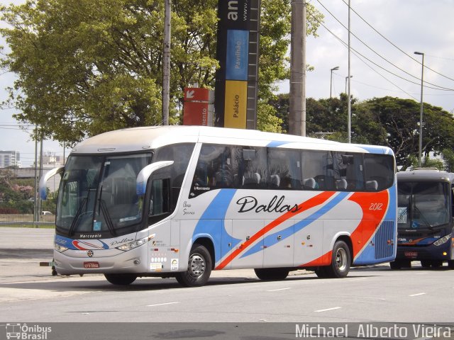 Dallas Turismo e Fretamento 2012 na cidade de São Paulo, São Paulo, Brasil, por Michael  Alberto Vieira. ID da foto: 4949909.