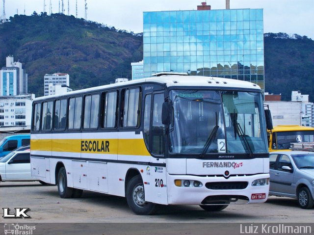 Fernando Tur 210 na cidade de Juiz de Fora, Minas Gerais, Brasil, por Luiz Krolman. Número da foto: #4951013.
