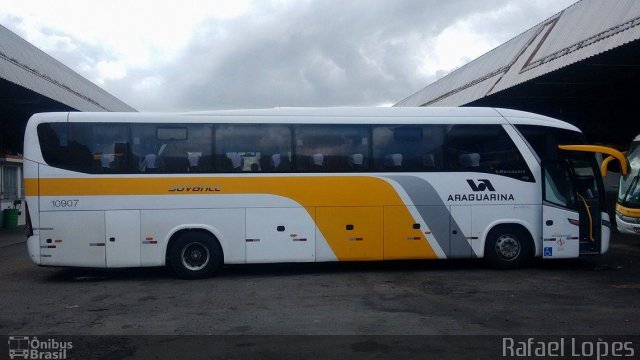 Viação Araguarina 10907 na cidade de Goiânia, Goiás, Brasil, por Rafael Lopes. Número da foto: #4949034.