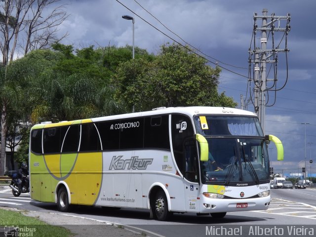 Karitur 6070 na cidade de São Paulo, São Paulo, Brasil, por Michael  Alberto Vieira. Número da foto: #4970203.