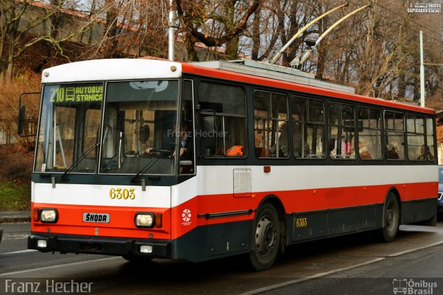 Dopravný Podnik Bratislava 6303 na cidade de Bratislava, Eslováquia, por Franz Hecher. Número da foto: #4969773.