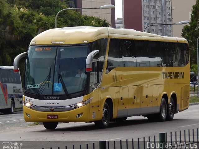 Viação Itapemirim 60821 na cidade de Curitiba, Paraná, Brasil, por Douglas Vinicius. ID da foto: 4973133.