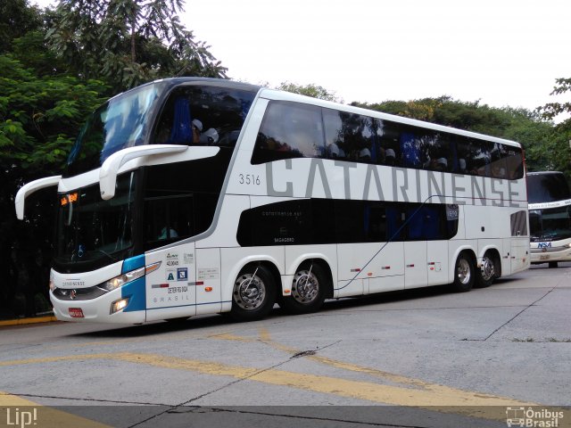Auto Viação Catarinense 3516 na cidade de São Paulo, São Paulo, Brasil, por Felipe Vitor Paixão Vieira. Número da foto: #4972904.